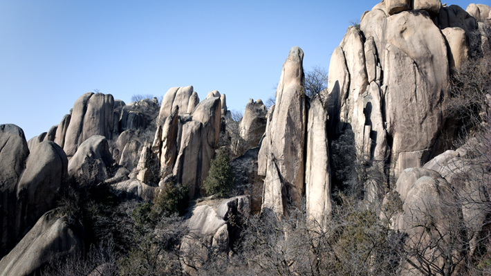 冬日观奇石 千峰秀嵖岈