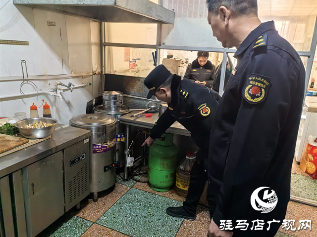  开发区城市管理事务中心:治油烟 优环境 促文明