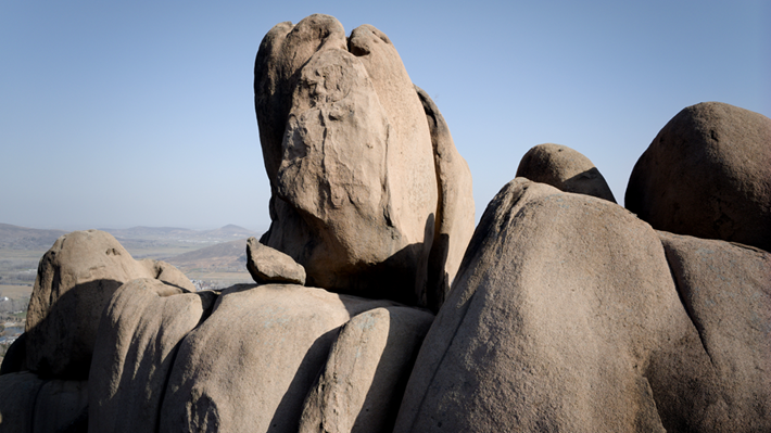 冬日观奇石 千峰秀嵖岈
