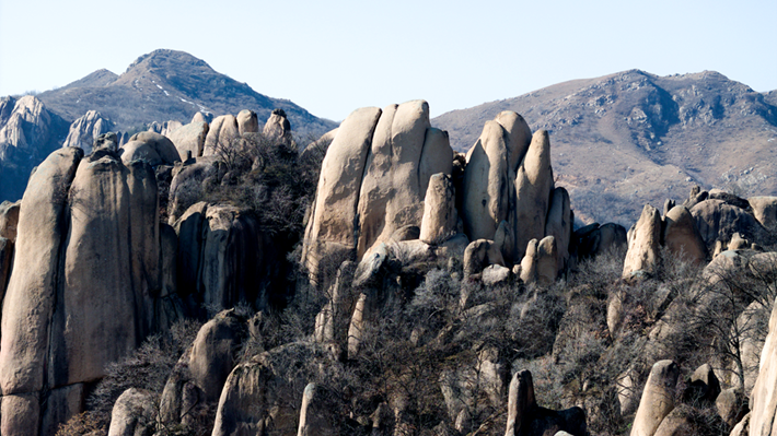 冬日观奇石 千峰秀嵖岈