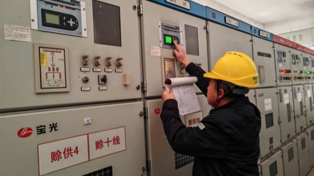 国网泌阳县供电公司：开展负荷转供实战演练