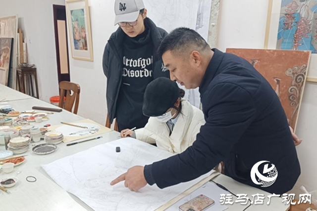 栗东旭：深耕天中绘丹青 培育新秀耀全国