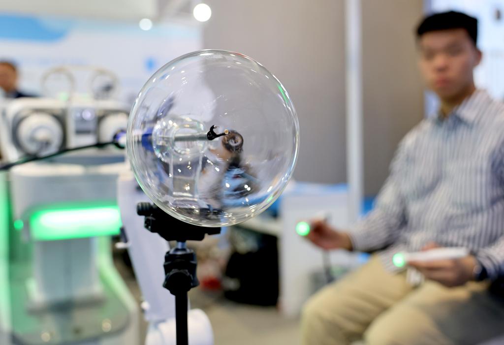 手术机器人收费有了“国家标准”！