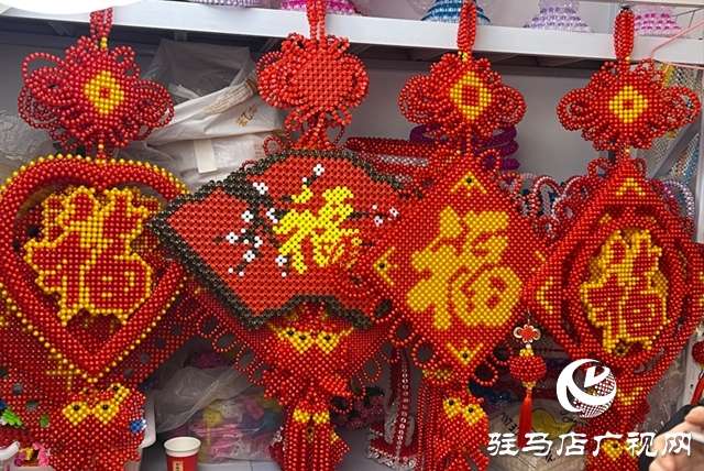 小串珠“串”起居家就业幸福路