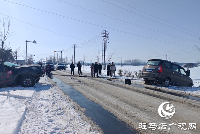 近50台车脱困!平舆县“坦克团”雪中救援暖人心