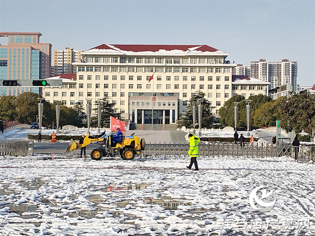  “救援蓝”鏖战冰雪 天中救援队守护驿城生命线