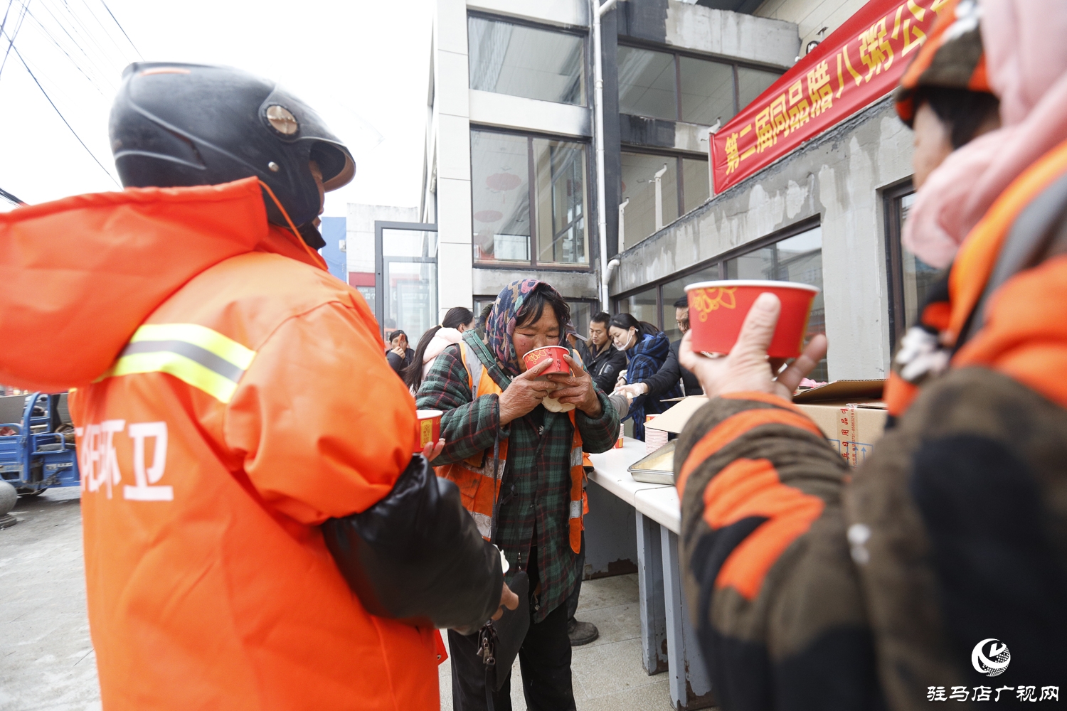 正阳县:粥香传温情 爱心润寒冬