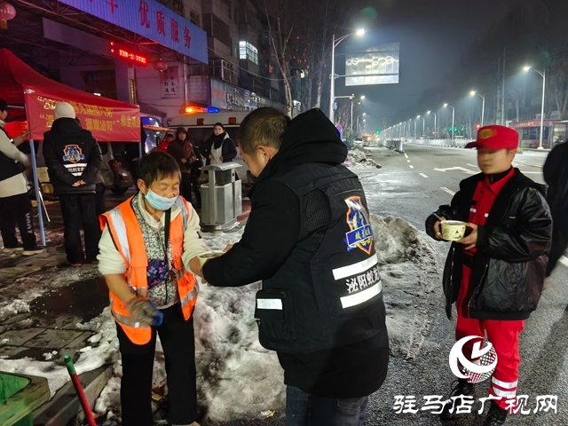 泌阳县举办第九届“温暖有我，德耀泌阳”爱心送粥活动