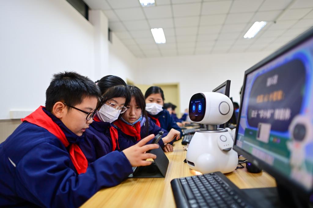 AI时代，职业生态如何变化？怎样的人能更好适应？