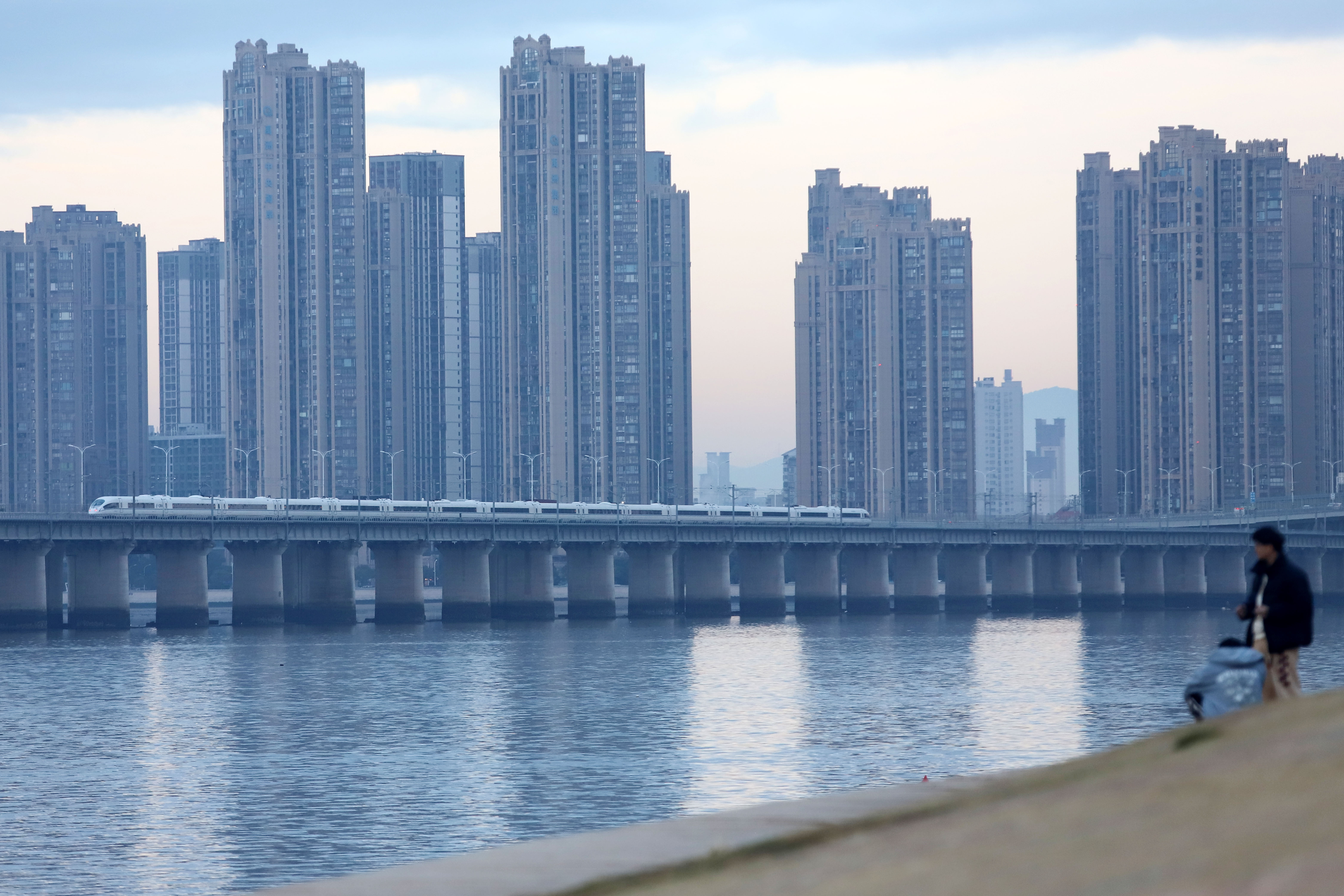 全国铁路1月26日起实行新的列车运行图