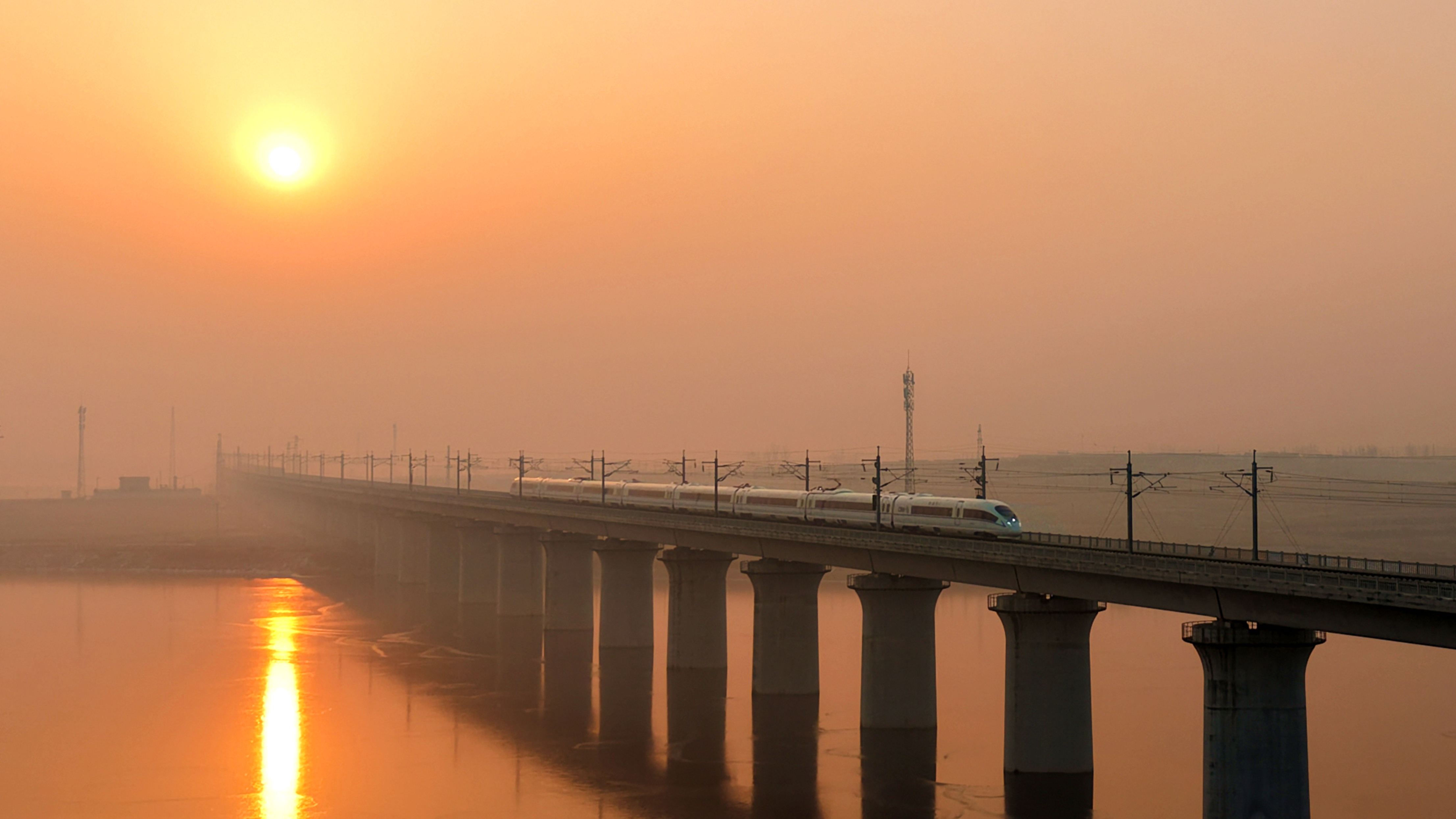 全国铁路1月26日起实行新的列车运行图