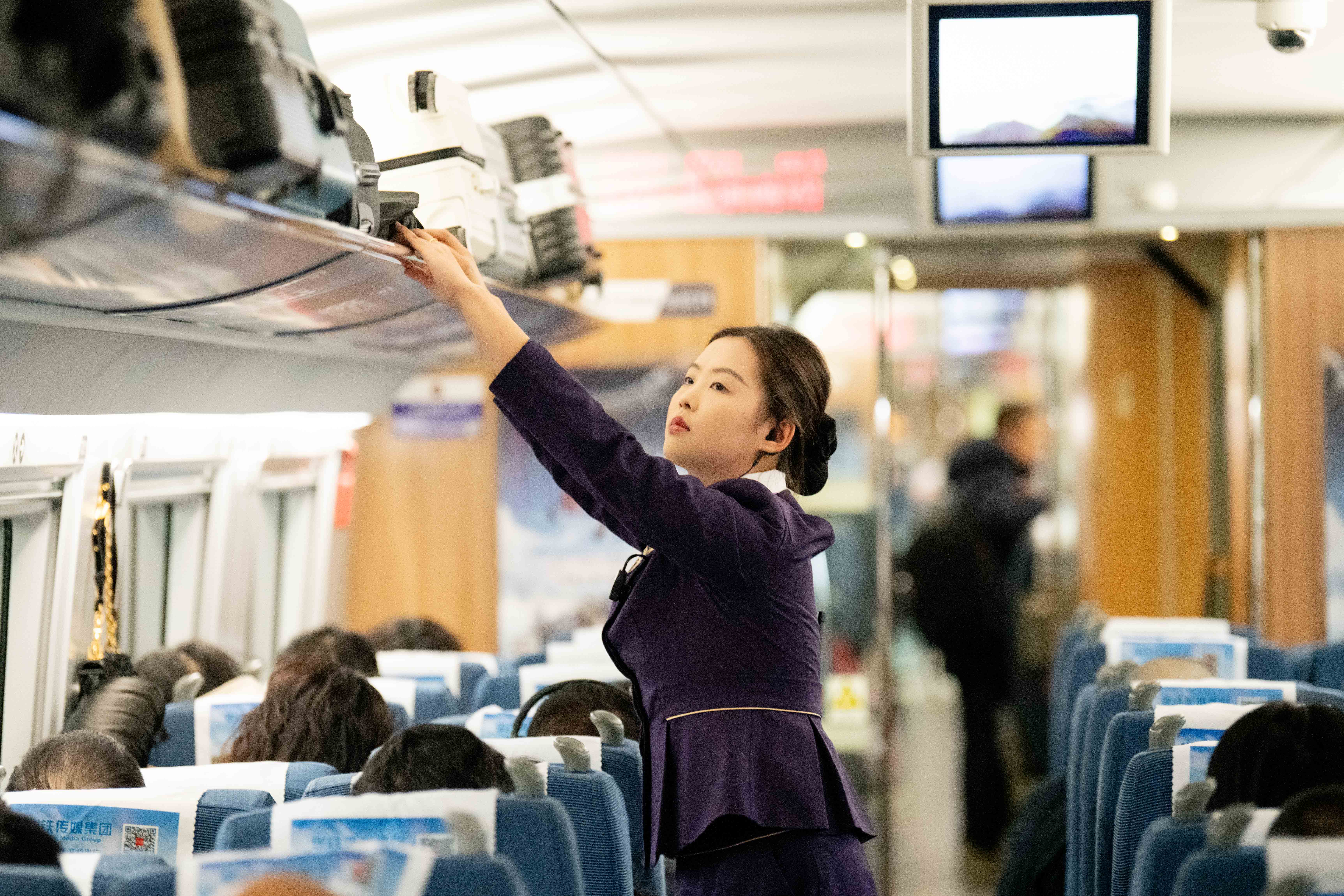 全国铁路1月26日起实行新的列车运行图