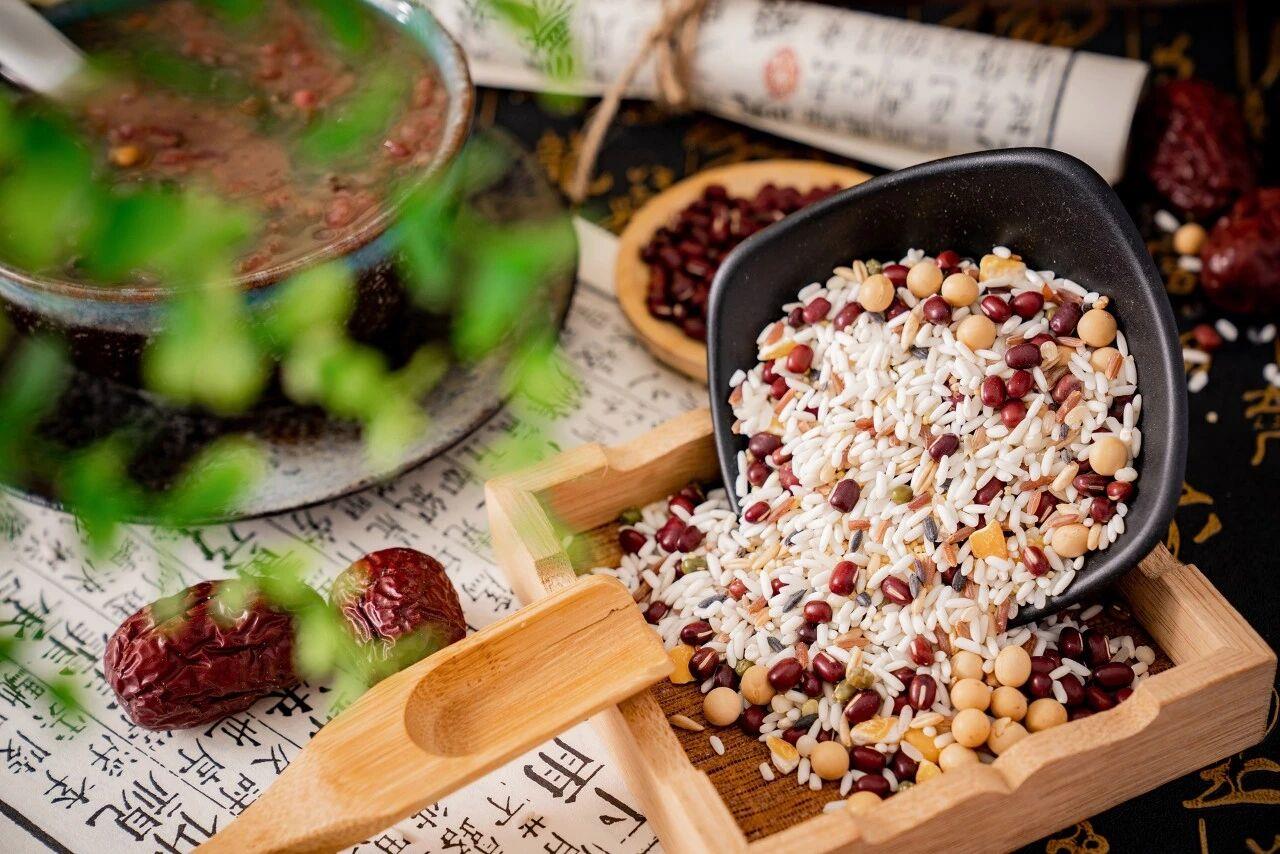 粗粮糊糊、饼干吃了反而血糖飙升 把握三个原则才健康