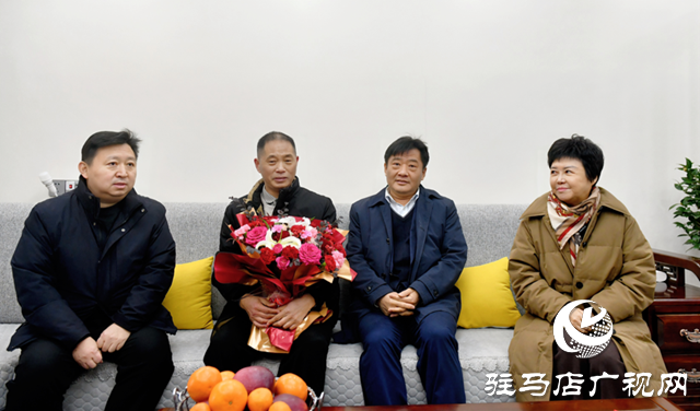 宋庆林看望慰问“中国好人”代表