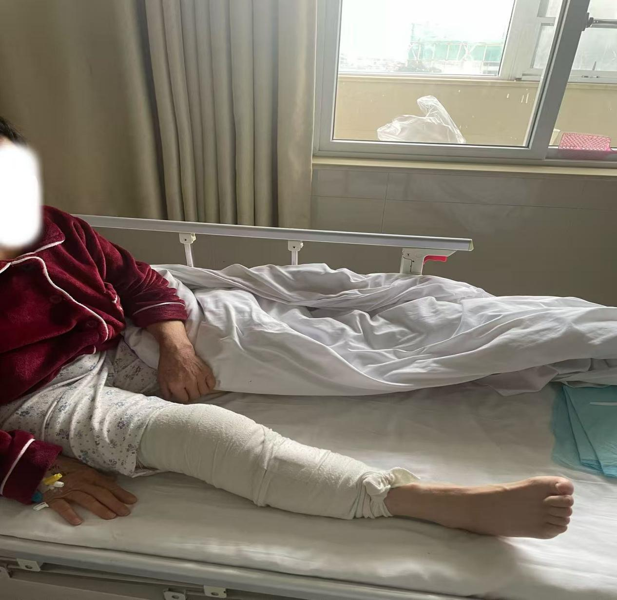 驻马店市第一人民医院骨科成功开展单髁置换术，助膝痛老人重获自如行走