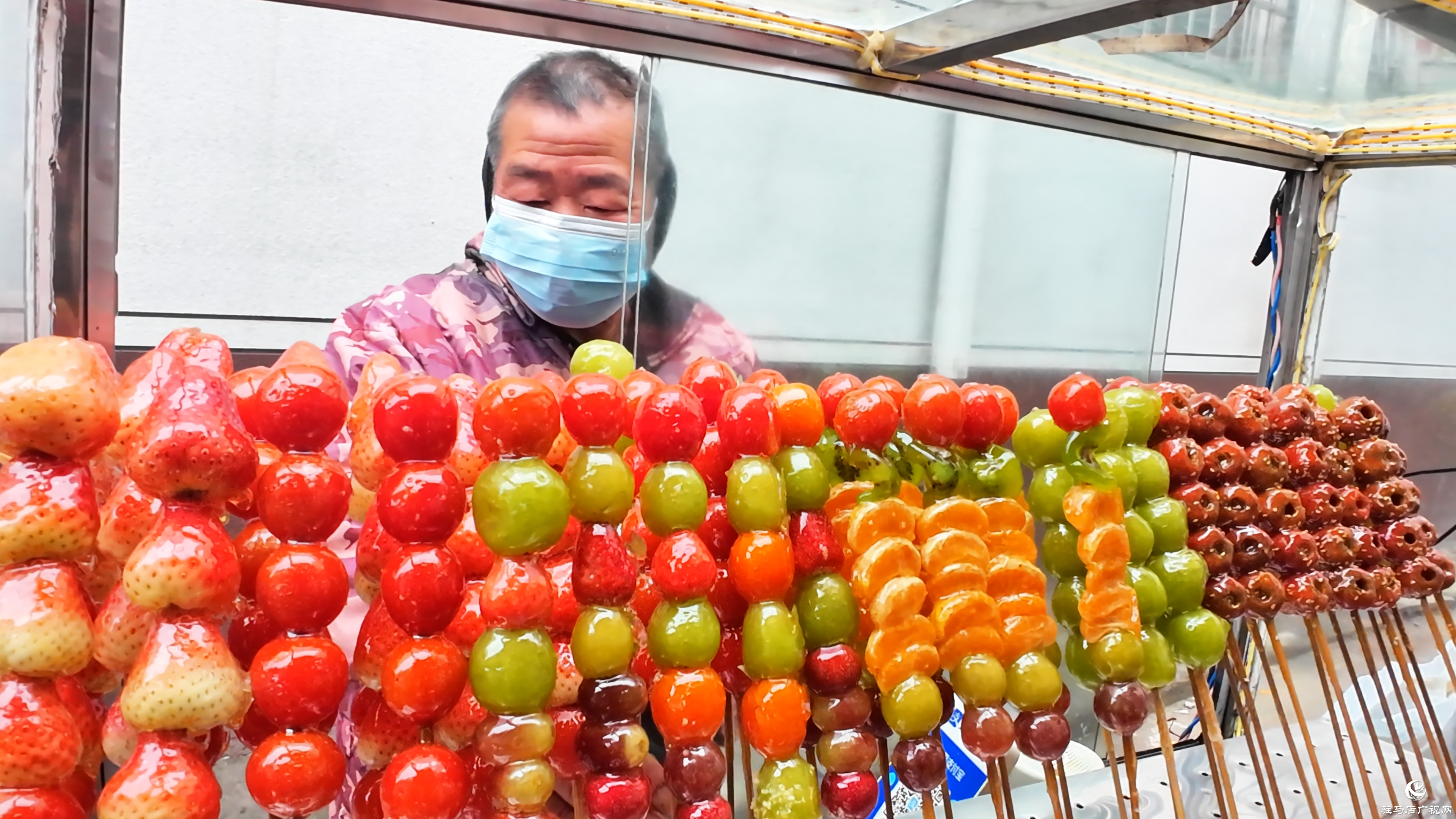 正阳县:糖葫芦串起幸福年味