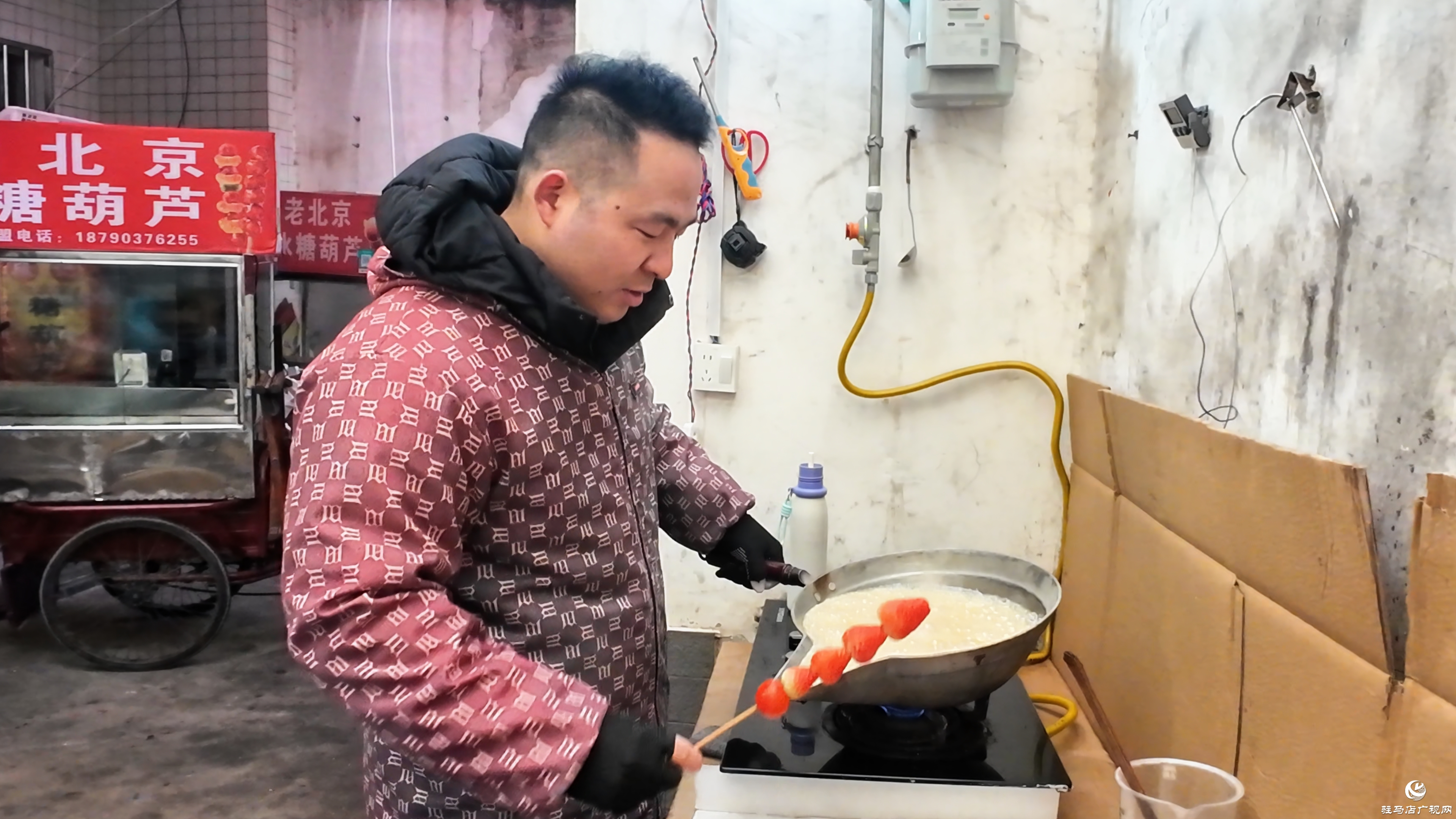 正阳县：糖葫芦串起幸福年味