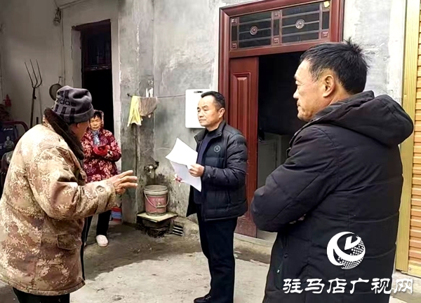 平舆县万金店镇司法所:入户调解化纠纷 基层普法暖民心