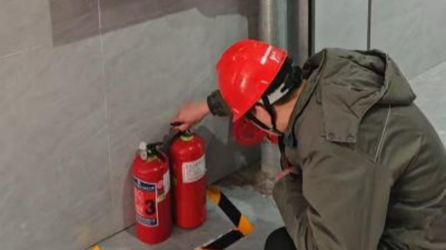 国网汝南县供电公司：组织开展高层建筑消防演练