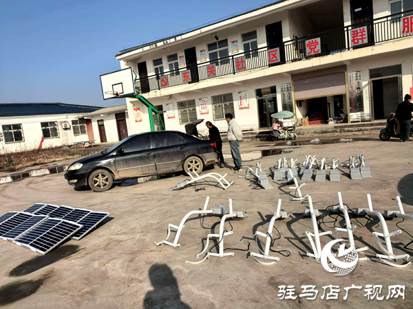 平舆县射桥镇：捐灯盏照亮归途路 献爱心温暖乡邻心