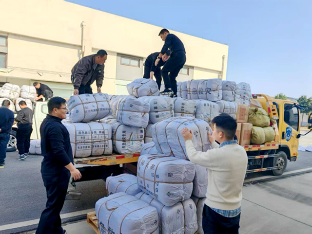 确山县：调拨2550件御寒物资 保障群众温暖过冬