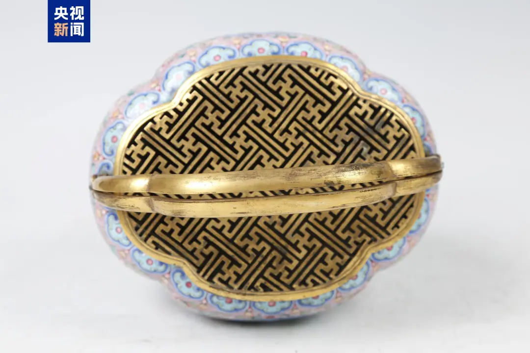 文博日历丨摸着温热不烫手，送你一件“冬日暖手好物”