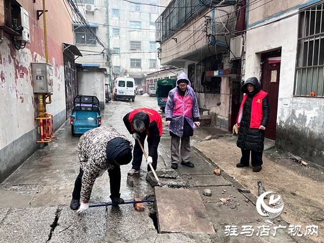 民生小事不怠慢 盖板换新暖民心
