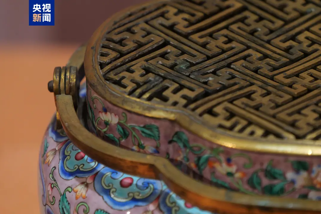 文博日历丨摸着温热不烫手，送你一件“冬日暖手好物”