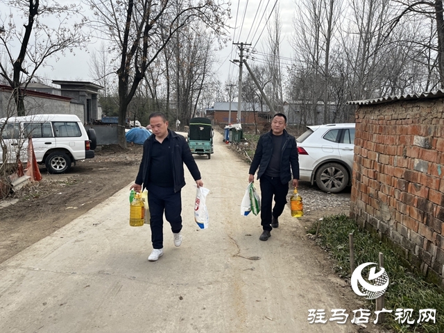 平舆县射桥镇东关社区：捐灯盏暖归途 献爱心润乡邻
