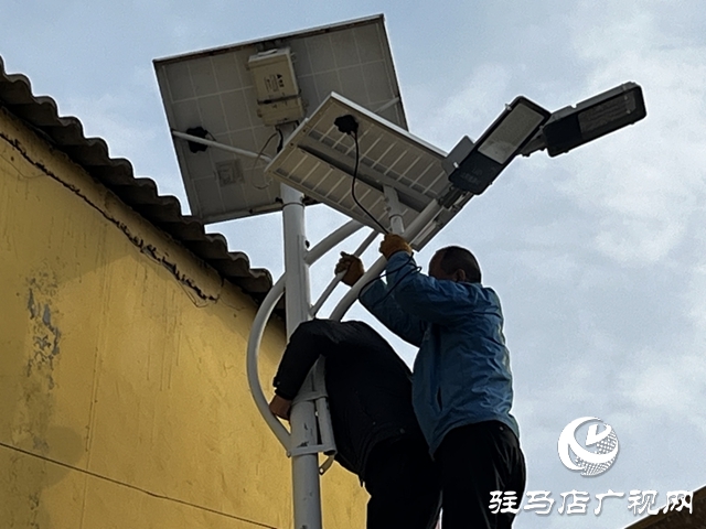 平舆县射桥镇东关社区：捐灯盏暖归途 献爱心润乡邻