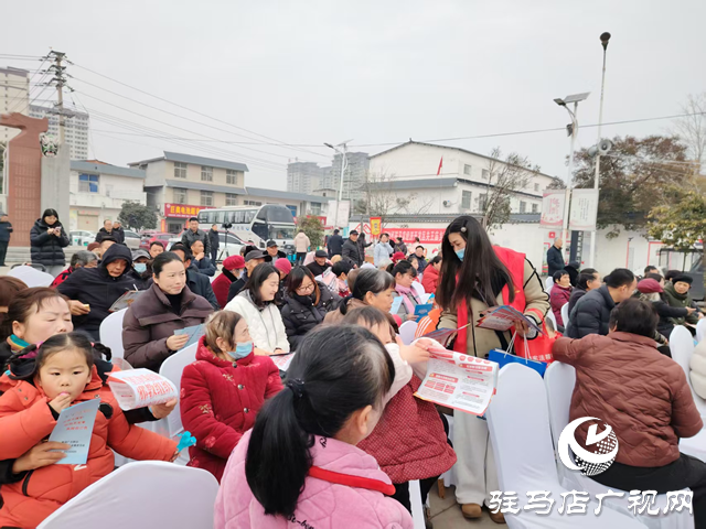  关王庙乡：文艺演出惠民普法服务同行