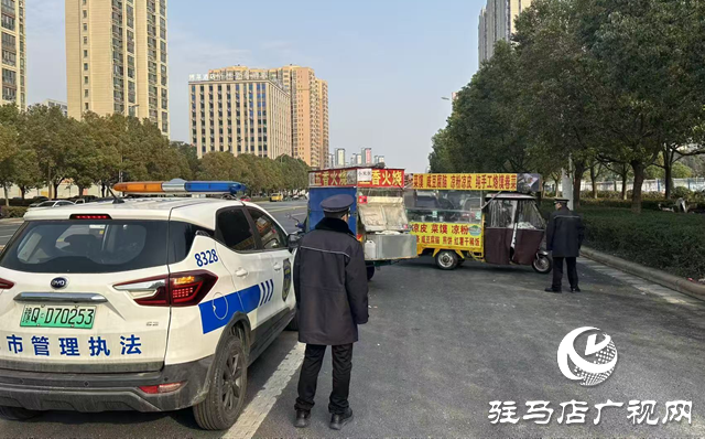  示范区城管局：整治占道经营 规范市容秩序