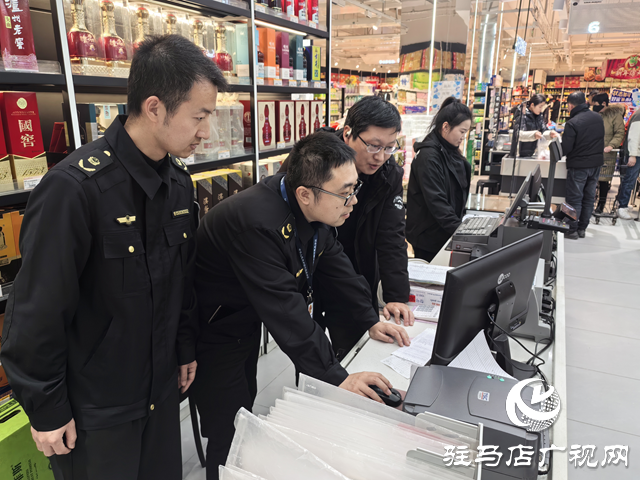 驻马店市市场监管局经济开发区分局开展春节前市场专项检查