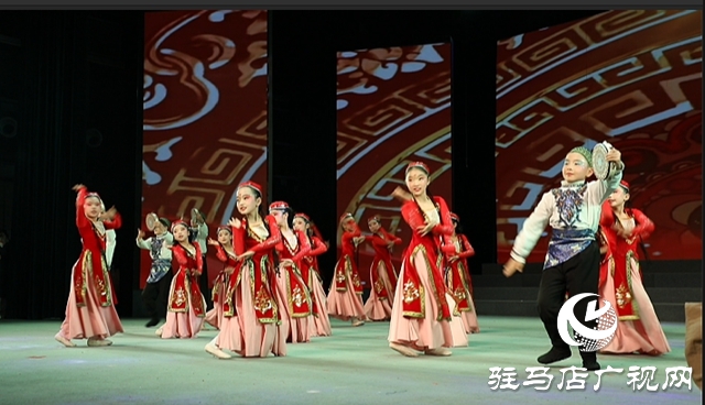 驻马店市举办第八届少儿春节文艺晚会