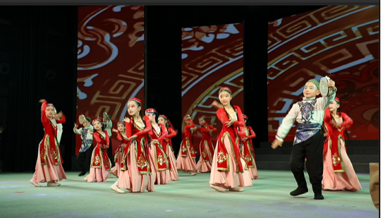 驻马店市第八届少儿春节文艺晚会成功举办