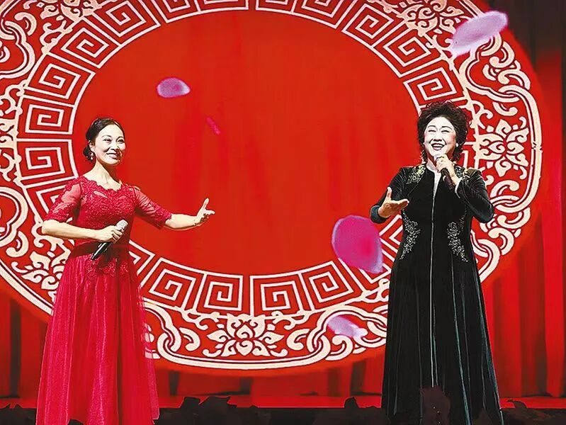 戏韵绕梁贺新春！2026年驻马店市新春戏曲晚会圆满落幕