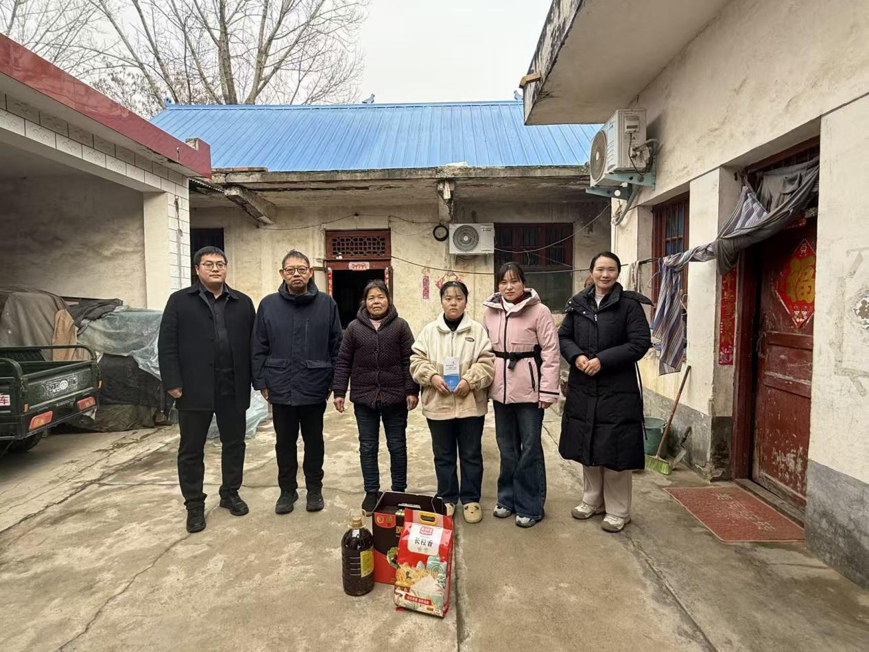 黄淮学院开展家庭经济困难学生走访工作