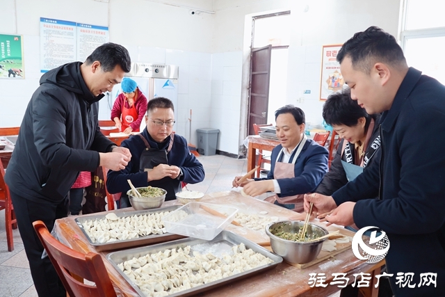  新春暖意浓 关怀沁人心 &mdash;&mdash;西平县委书记侯公涛春节前夕走访慰问老年群体