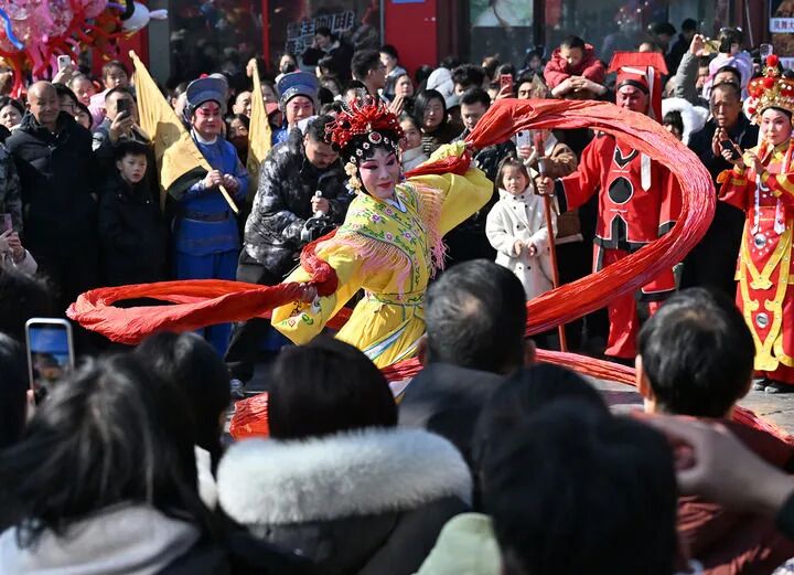 九州同春启新程 万家灯火映山河——各地群众欢度丙午马年春节