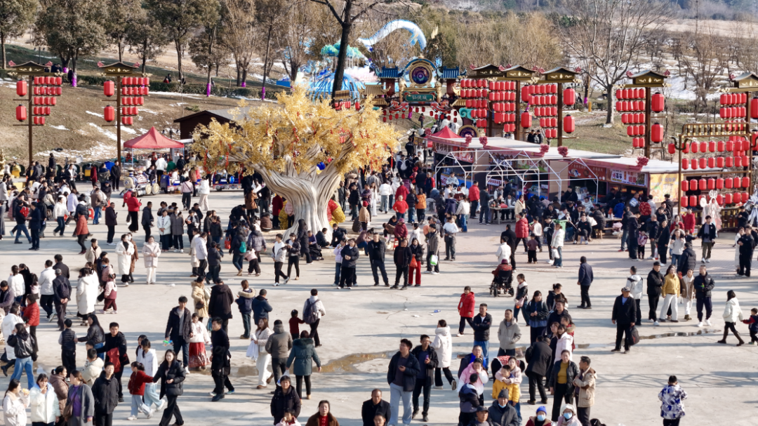 马年春节“驻马店”有点火
