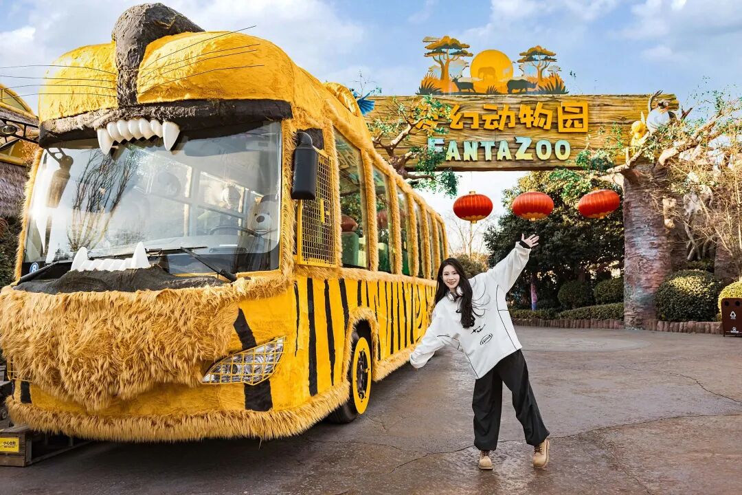 春节游河南，“马”上去遛娃