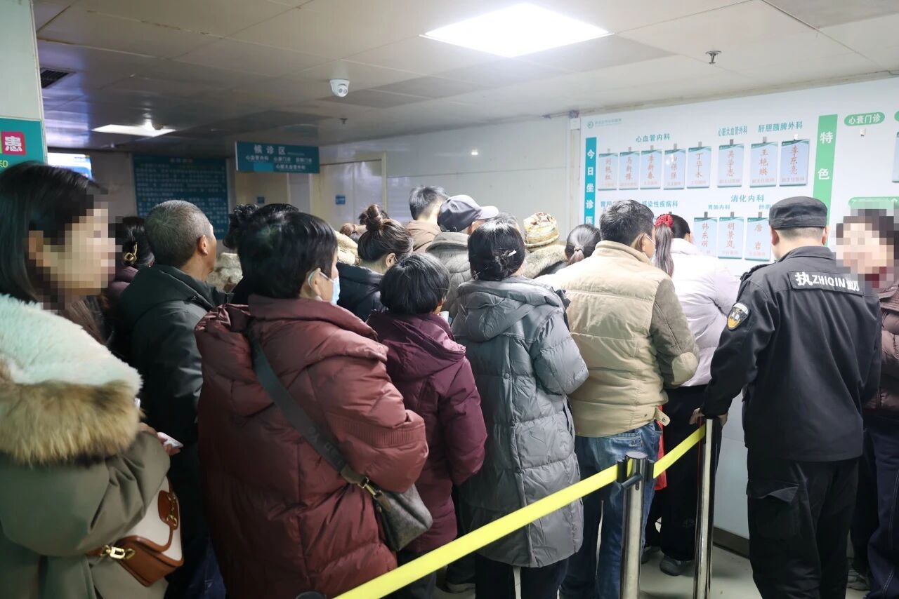 &ldquo;满格&rdquo;状态，忙而有序！驻马店市中心医院积极应对春节后就诊高峰
