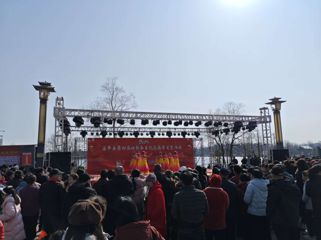 马年春节“驻马店”有点火