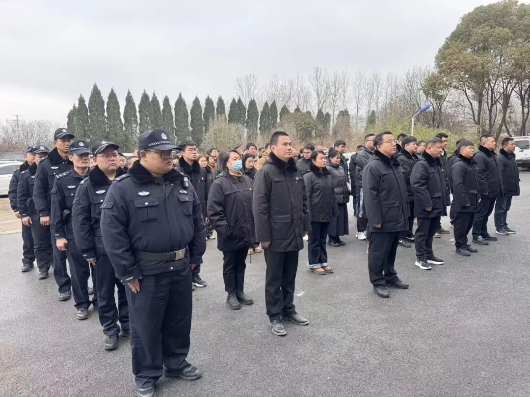 驿城区法院开展马年新春首次集中执行行动