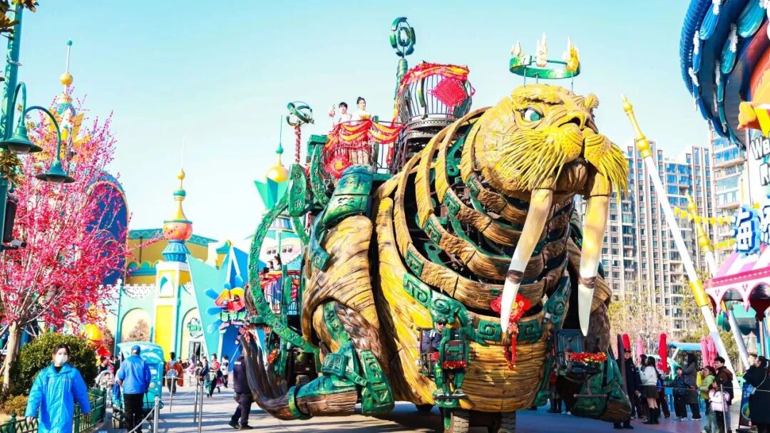 春节游河南，“马”上去遛娃