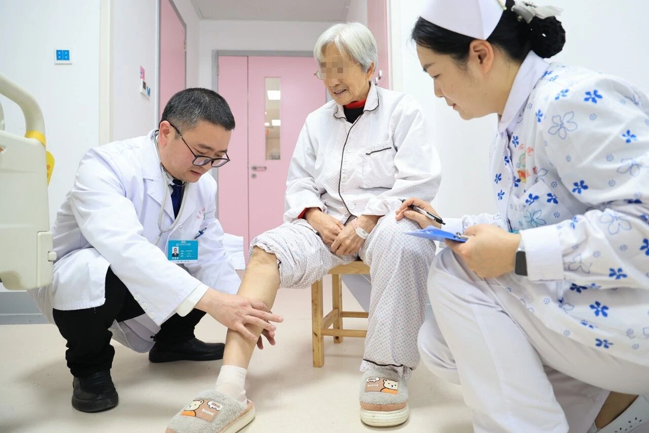 刘成功：仁心如灯 温暖杏林