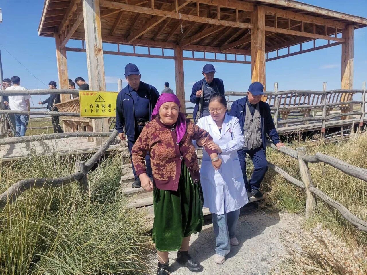 白衣映雪天山下，豫哈情满巴里坤——驻马店市第一人民医院许立勤援疆纪实