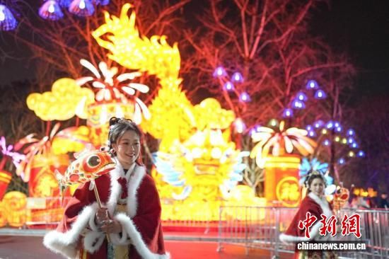 妙趣中国年：为什么说元宵节才是中国“情人节”？