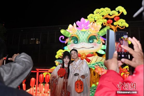 妙趣中国年：为什么说元宵节才是中国“情人节”？