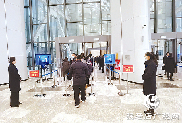 驻马店移动：“5G+智慧服务”护航市两会